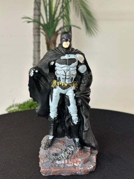 تحفة بات مان حجر منظر